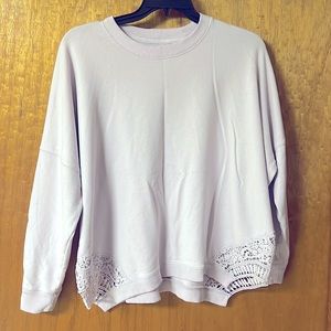 Aerie oversized sweatshirt lavender color size L women’s